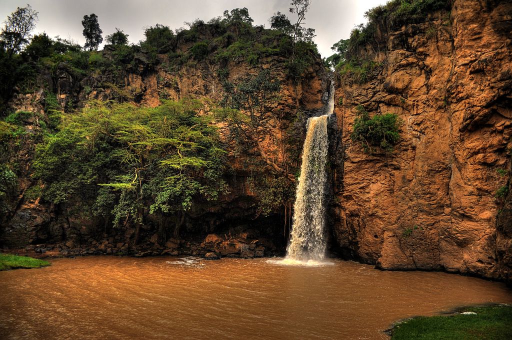 Makalia-Falls-in-Lake-Nakuru-National-Park